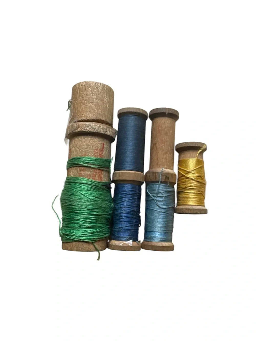 30+ Vintage Wooden Thread Spools. Most with thread. Circa 1930s to the 1960s.